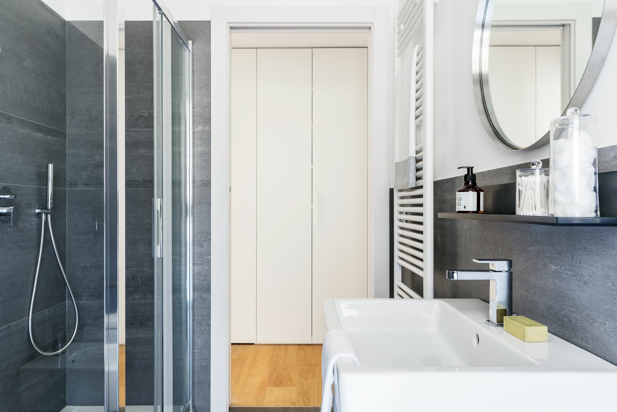 Joivy Stylish 1-Bedroom Flat ミラノ エクステリア 写真